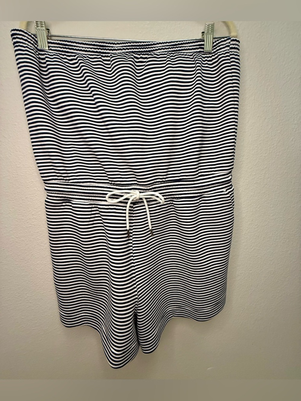 Abercrombie YPB neoKNIT Strapless Romper Large Navy Blue Striped